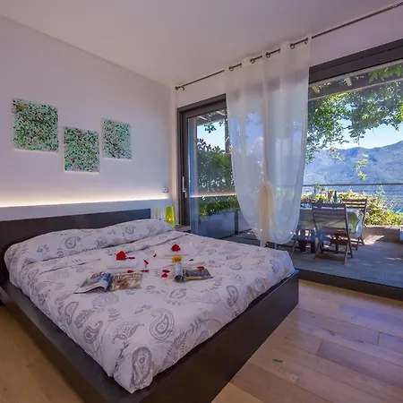 Daire Piazzo Sleeps 5 Pool Vercana